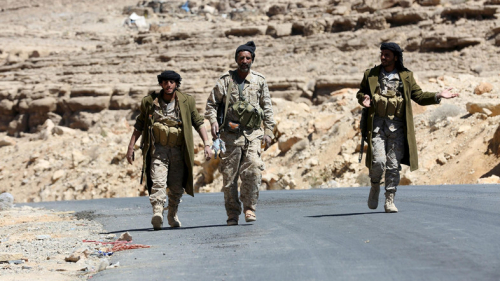 قوات الجيش الوطني والمقاومة تستعيدان السيطرة على أحد الجبال الاستراتيجية في محافظة البيضاء