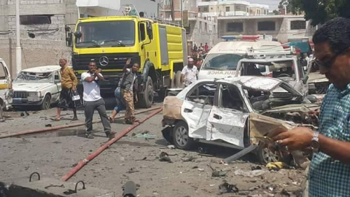 مصادر طبية: 4 قتلى وأكثر من 35 جريحاً ضحايا الهجوم الإرهابي على مطبخ الحزام الأمني بالدرين