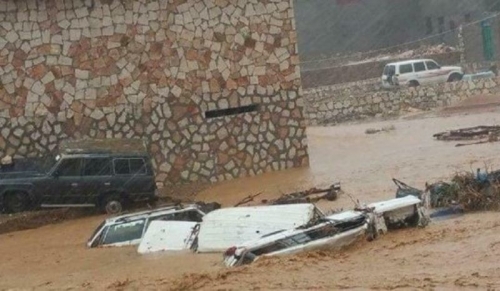 تنفيذي سقطرى يعقد اجتماعاً استثنائياً للوقوف أمام الإضرار التي لحقت بالمحافظة جراء اعصار 