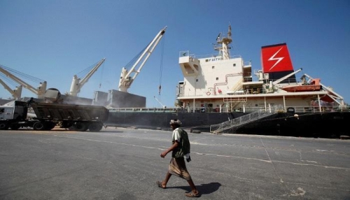 التحالف يصدر 9 تصاريح لسفن متوجهة للموانئ اليمنية