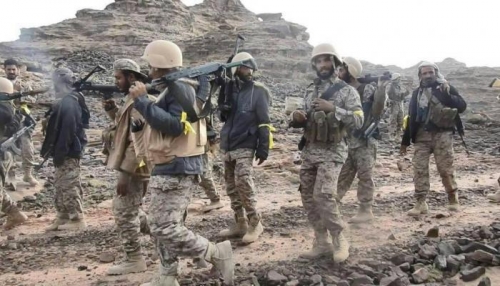 الجيش يعثر على30 جثة للمليشيات خلال تمشيط محيط باقم