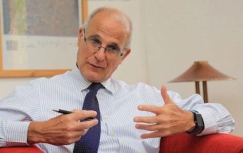 السفير البريطاني يكشف سبب تقديم بلاده مشروع جديد حول اليمن