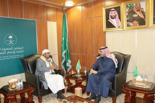 وزير الاوقاف يناقش مع السفير السعودي إجراءات العمرة والحج للعام الجديد (تفاصيل)