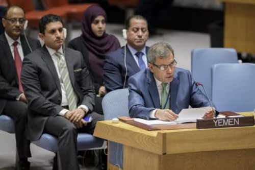 اليمن يعلن موقفه من قرار مجلس الأمن بنشر مراقبين في الحديدة