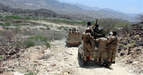 مقتل 8 حوثيين في اشتباكات مع الجيش بتعز