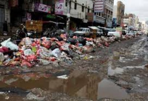 النظافة.. حلال للحوثيين وحرام على المواطنين