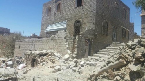 في قصف حوثي ..استشهاد وجرح 9 من أسرة واحدة بالتحيتا