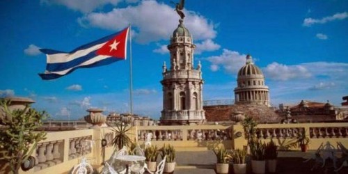 كوبا تتلقى تقريراً من الحكومة عن جرائم الحوثي بحجور