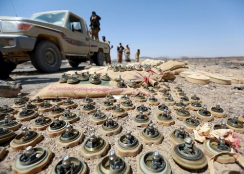 صحيفة إماراتية: خرائط ألغام الحوثي تعرقل استئناف إعادة الانتشار بالحديدة