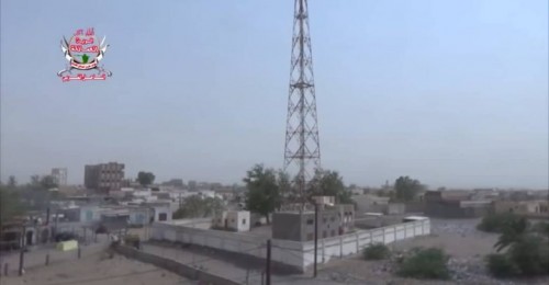 مليشيا الحوثي تقصف مواقع العمالقة بعدة مناطق في الحديدة