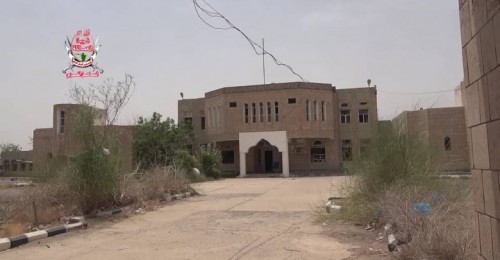 مليشيات الحوثي تقصف مواقع ألوية العمالقة في الحديدة