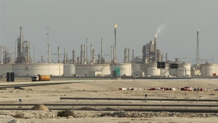 مصافي عدن تكشف حقيقة تخصيص باخرة ميناء الزيت لمحطات الكهرباء