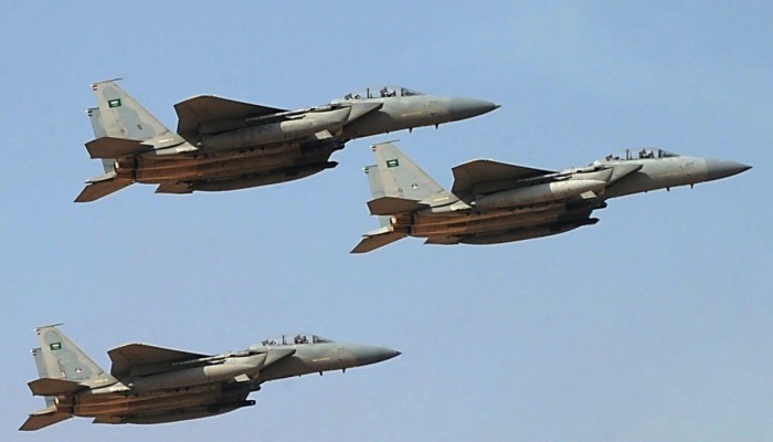 طيران التحالف يدك مواقع الحوثي في صعدة