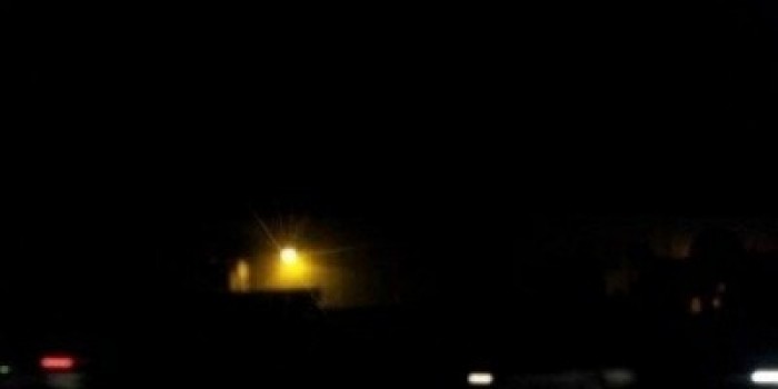 انقطاع الكهرباء بـلحج... والمواطنون ينتفضون: حكومة الشرعية تمنع عنا النور