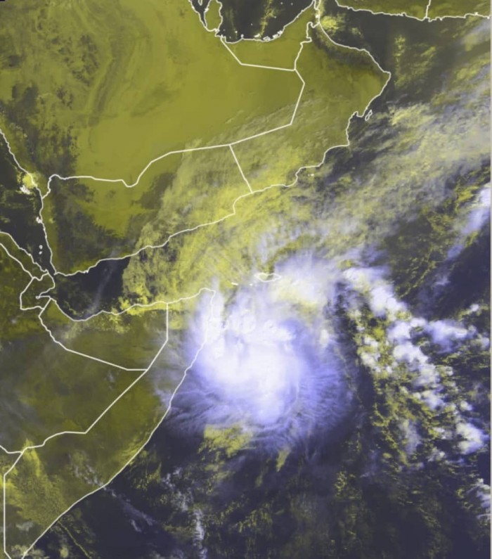 أمطار غزيرة على سواحل المهرة وحضرموت خلال ساعات