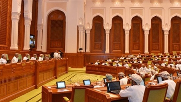 نائب رئيس البرلمان العماني: نراقب ما يجري باليمن ونسعى لإنهاء الحرب