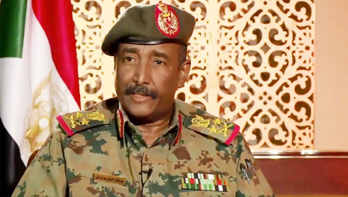 رئيس السيادي السوداني: وجودنا في اليمن مرهون بالحل السياسي