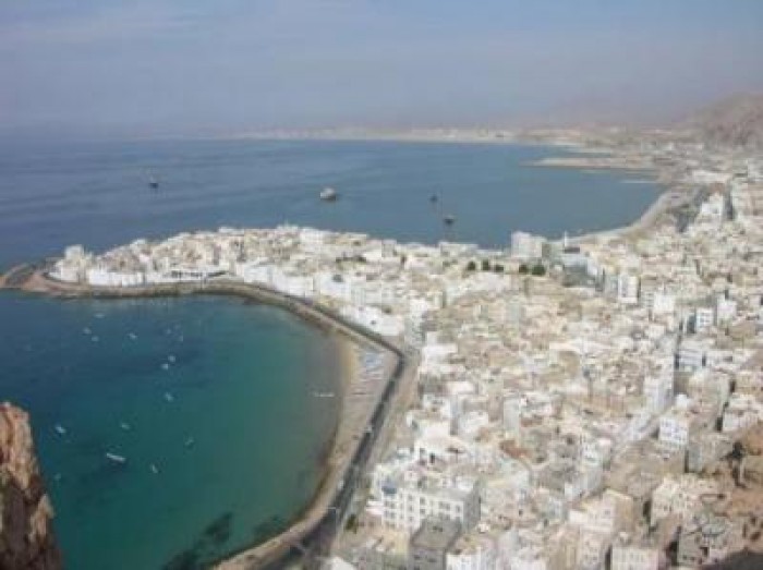 الحبس والغرامة لمشوهي الأماكن العامة في ساحل حضرموت