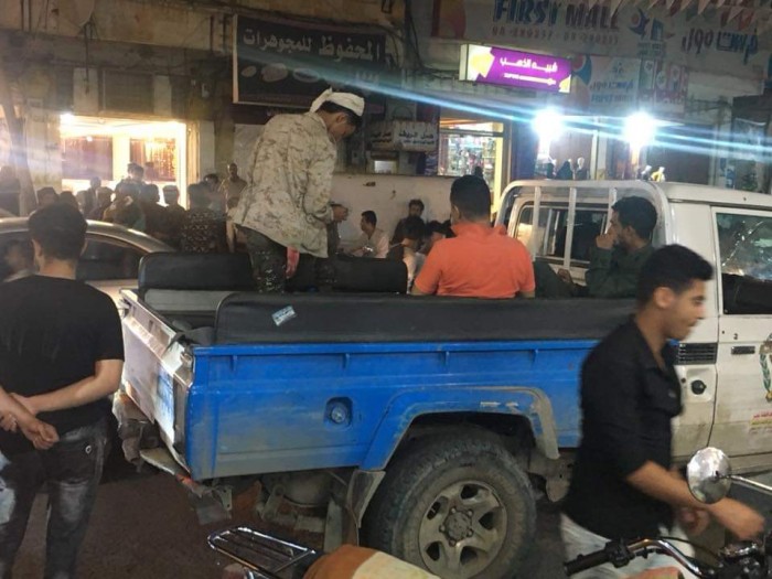 بالضرب والتنكيل.. بدء موسم جبايات الإخوان من تجار تعز (صور)  
