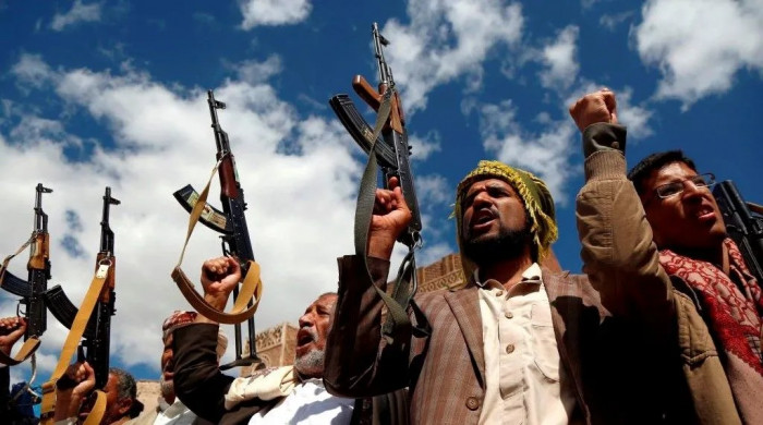 ليس بن حبتور.. من هو الرئيس الحقيقي لحكومة المليشيا؟