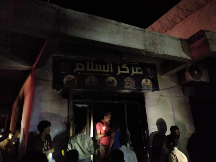 إخماد حريق بمحل وسط حديبو