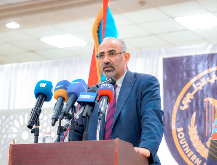 الرئيس الزبيدي يؤكد أهمية حضرموت في مسيرة النضال الجنوبي