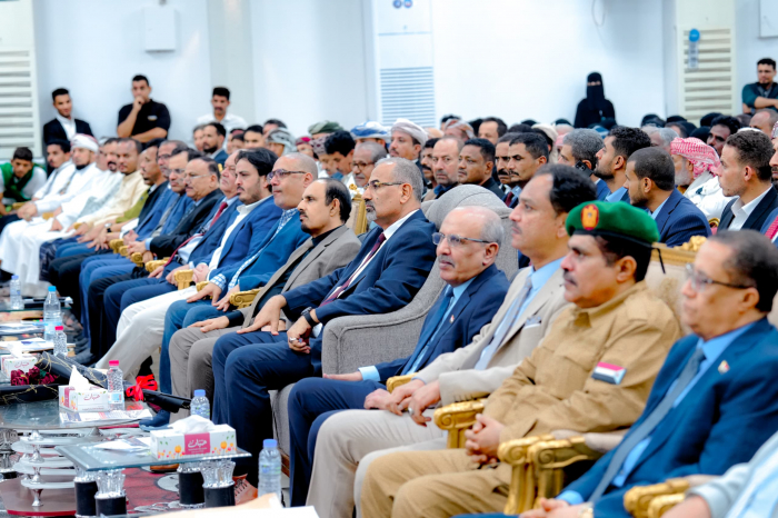 الرئيس الزبيدي يؤكد أهمية حضرموت في مسيرة النضال الجنوبي