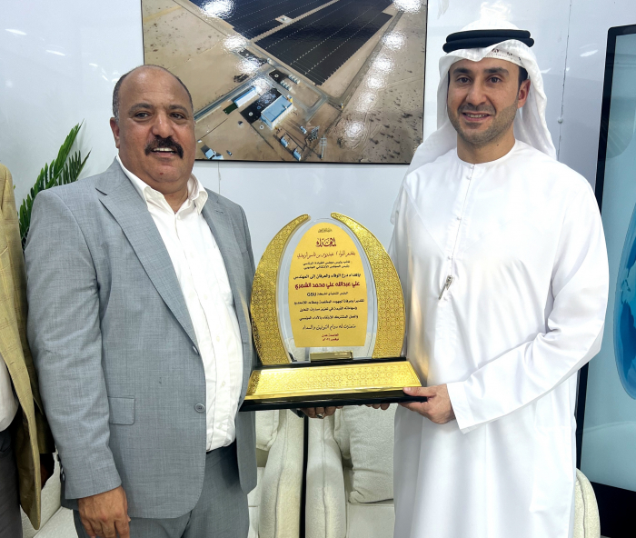 الرئيس الزبيدي يكرم سفير الإمارات ومدير شركة GSU